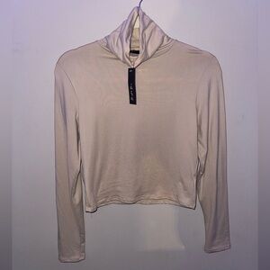 BNWT, Brit & Bri, cream long sleeve turtleneck top, size medium